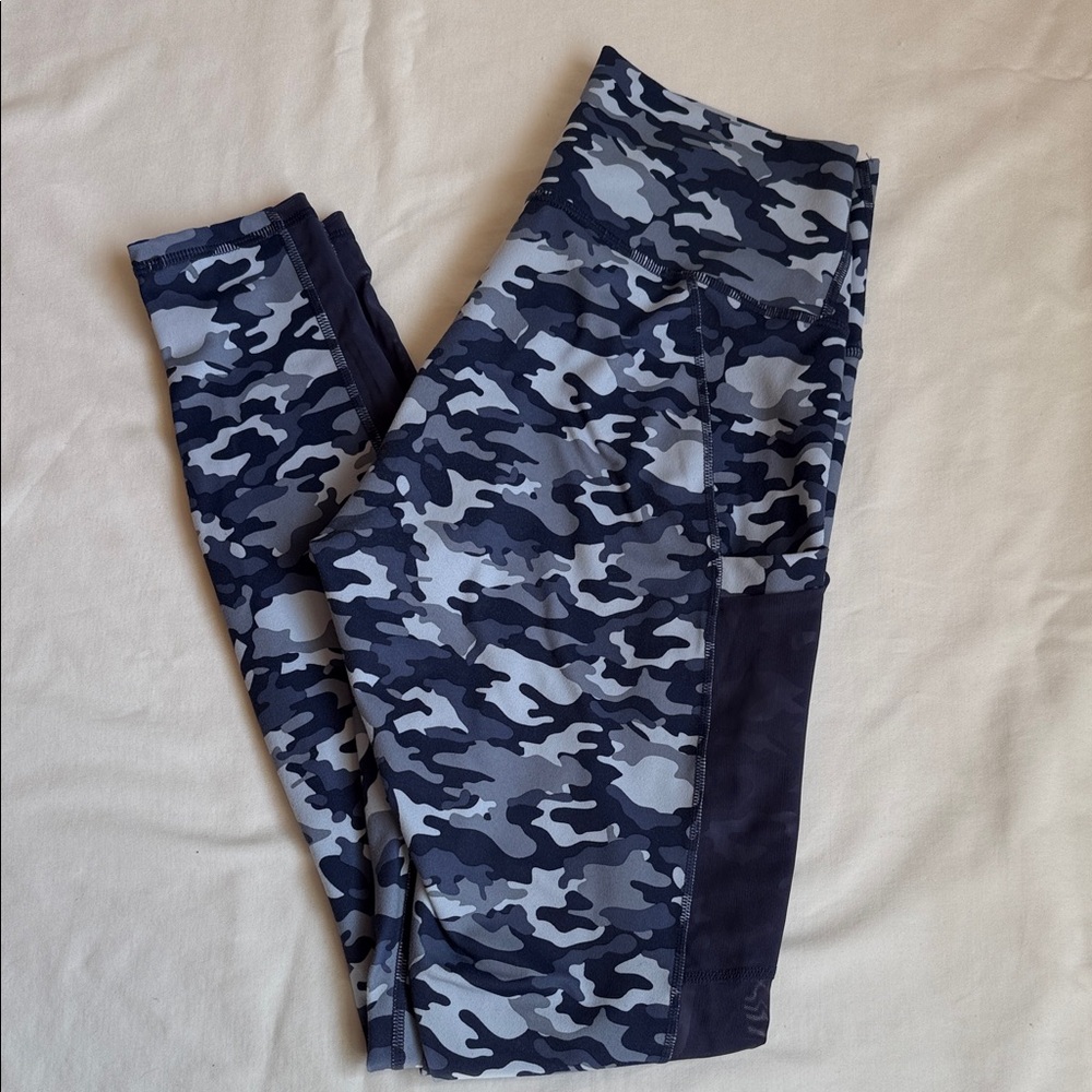 Fabletics Women's Blue Camouflage Leggings